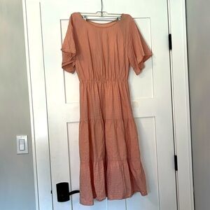 Bella Ella maxi dress pink. Size small. Never worn